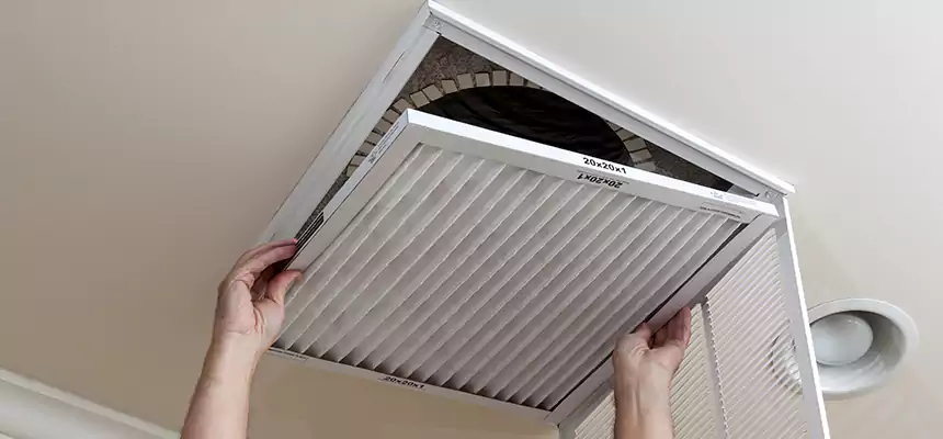 Robust Commercial Air Duct Cleaning in Palm River-Clair Mel